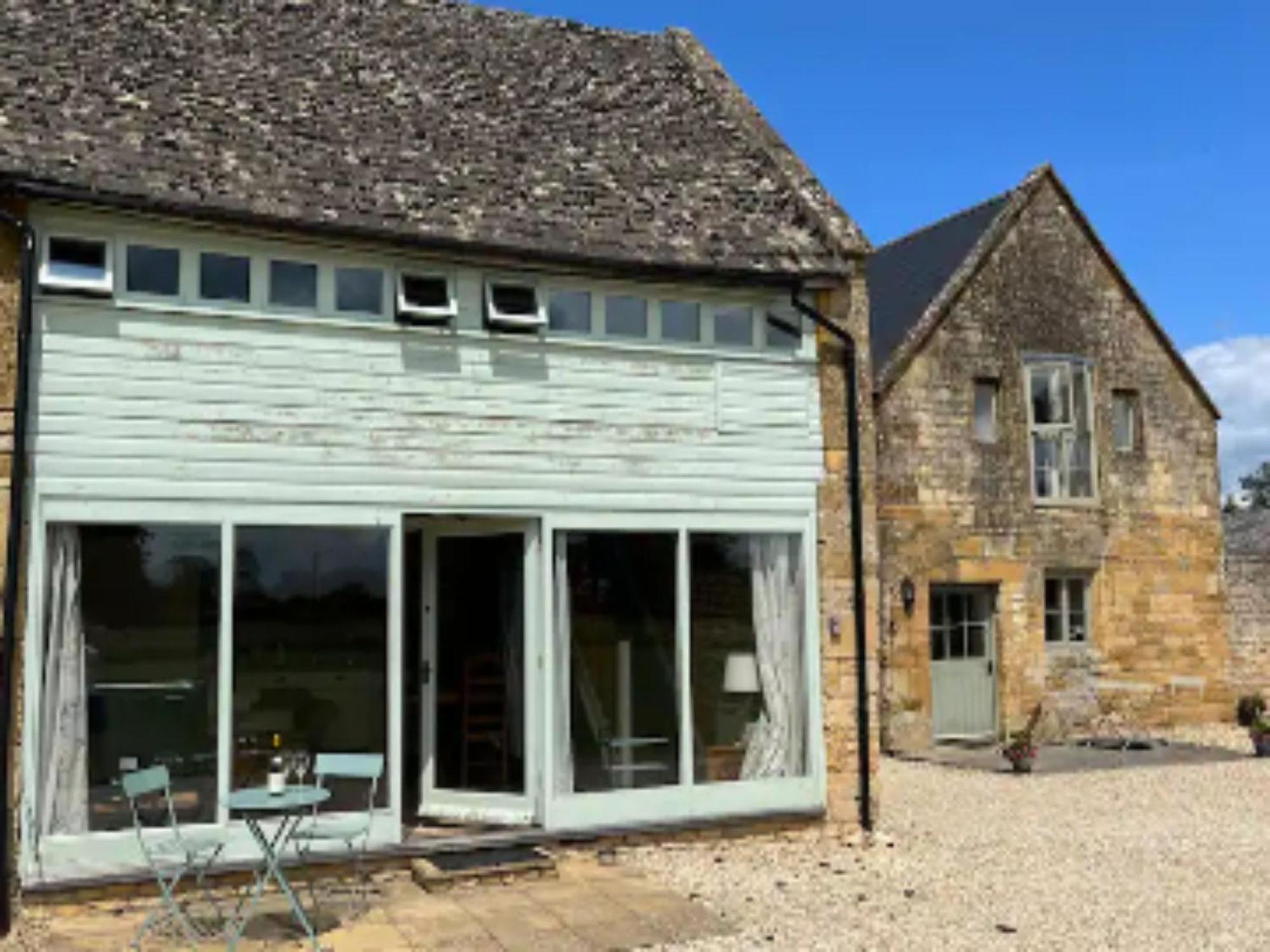 Pass The Keys Hare Cottage Wonderful Views And Parking Moreton-in-Marsh Exterior foto